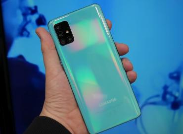 Превратится в тыкву: назван популярный смартфон Samsung, который придется выкинуть — казалось, что он вечный